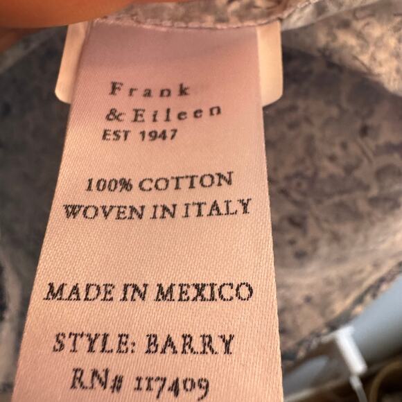 New Frank & Eileen Barry Floral Top Blue Button Front Pocket Long Sleeve Sz M - Picture 6 of 8